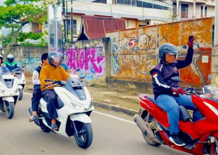 Komunitas Honda PCX Club Indonesia Chapter Jambi Ikut Meriahkan Exhibition New Honda PCX160 di Jambi