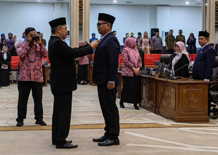 Rominop Resmi Dilantik Jadi PAW Anggota DPRD Kota Jambi Gantikan M Nasir