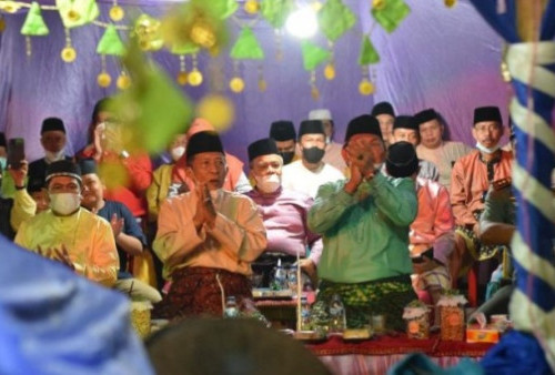 Wagub Sani Dukung Penuh Festival Arakan Sahur Jadi Agenda Pariwisata Jambi