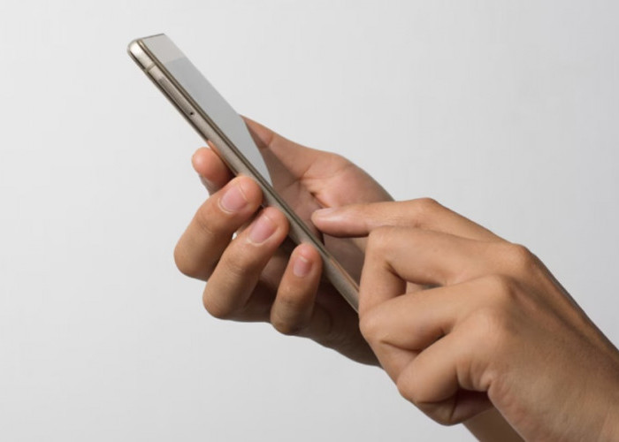 Resmi! Pemprov Jambi Batasi Handphone di Sekolah, Siswa Wajib Simpan HP Saat Jam Pelajaran