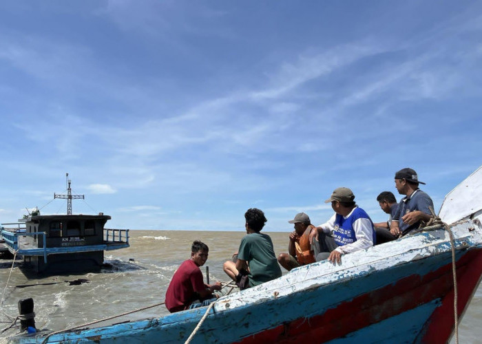 Bawa 100 Ton Kelapa, Kapal Tenggelam di Tanjab Timur, Kru Pasrah Menunggu Pertolongan