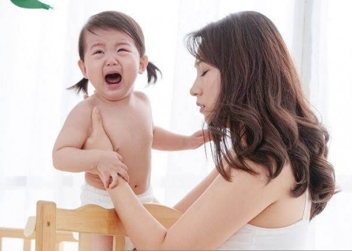 Jaga Emosi, Ini 5 Tips Atasi Anak Rewel dan Cengeng, Bawa Tenang Ya Bun..