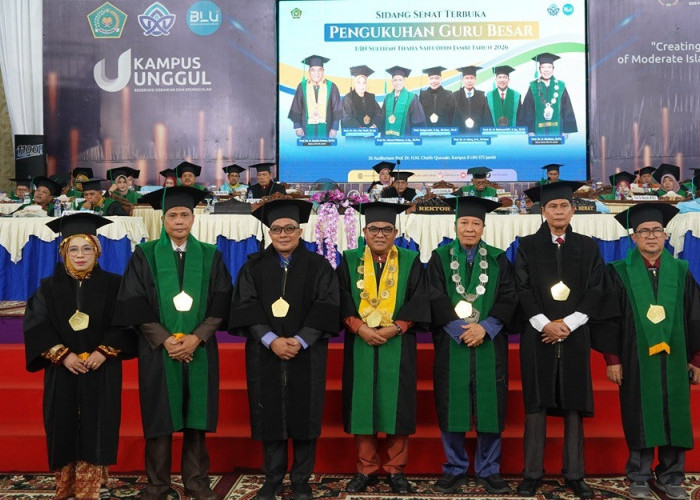 Lima Guru Besar Dikukuhkan, UIN STS Jambi Mantapkan Target 40 Profesor