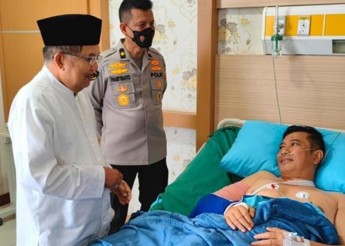 Jenguk Kapolda Jambi di Rumah Sakit, Jusuf Kalla: Alhamdulillah Sudah Membaik