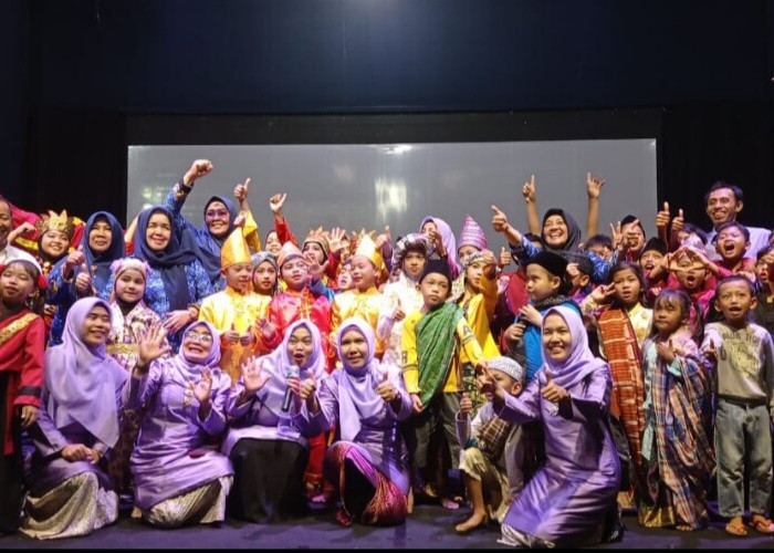 Implementasi Kurikulum Merdeka,  SDN 51  Gelar Pentas Seni Teater di Taman Budaya