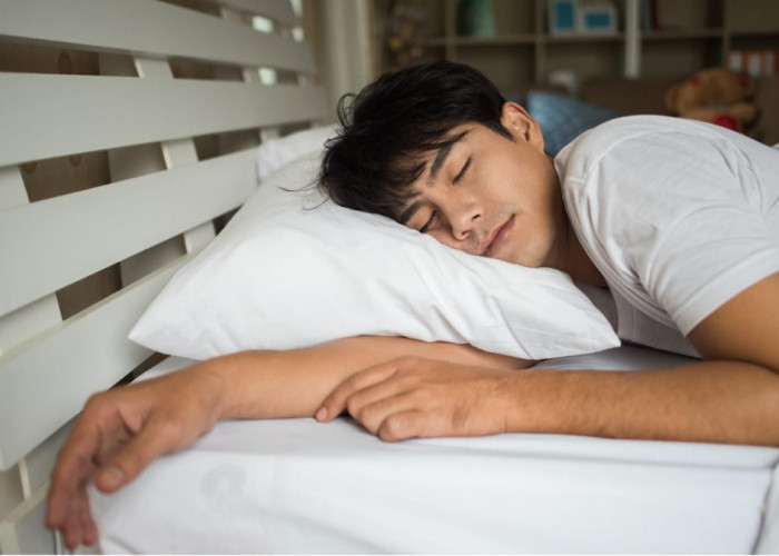 Kalian Sering Tidur Siang Saat Puasa? Ini Manfaat dan Kelebihannya