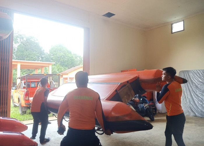 Diduga Jatuh ke Sungai Saat Mandi, Lansia 90 Tahun Hanyut di Kabupaten Tebo