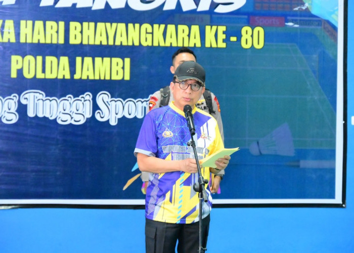 HUT Bhayangkara ke-80 Makin Meriah! 33 Pasangan Turun Bertanding di Turnamen Bulu Tangkis Polda Jambi