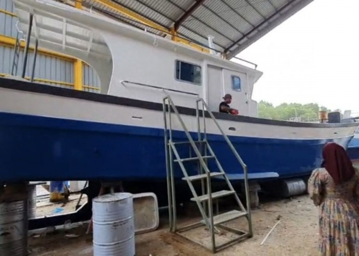  Rp 1,8 Milir untuk Bantuan Kapal 10 GT untuk Nelayan, Pemkab Tanjabtim Perkuat Sektor Perikanan 