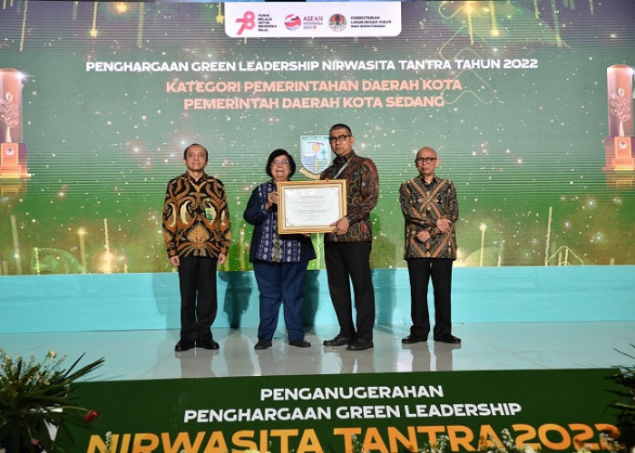 Kepemimpinan Pro Lingkungan, Syarif Fasha Bawa Kota Jambi Raih Penghargaan Nirwasita Tantra