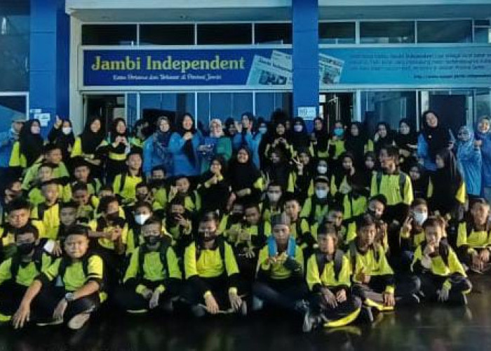 Kunjungi Jambi Independent, Siswa SMPN 6 Kabupaten Muaro Jambi Tingkatkan Pengetahuan Kewirausahaan