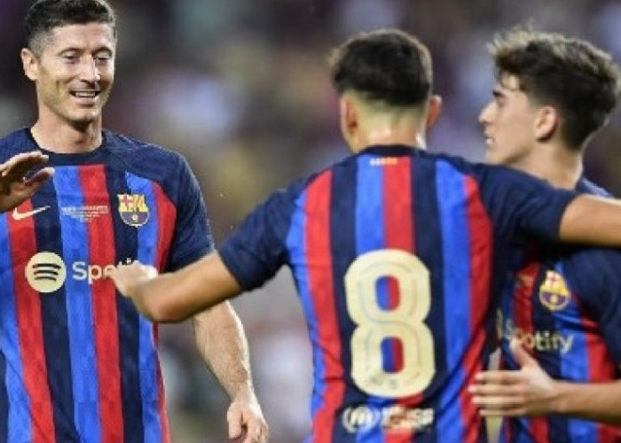 Jadi Bintang Kemenangan Barcelona, Lewandowski Sumbang 2 Gol Hajar Real Valladolid