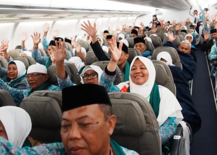 Calon Jemaah Haji 2026 Wajib Tahu! Ini yang Boleh dan Dilarang Selama 9-10 Jam Perjalanan Udara ke Tanah Suci 