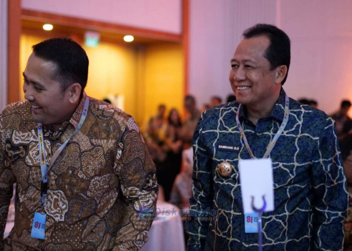  Bupati Muaro Jambi Hadiri Penganugerahan Pemerintah Daerah Berprestasi Regional Sumatera