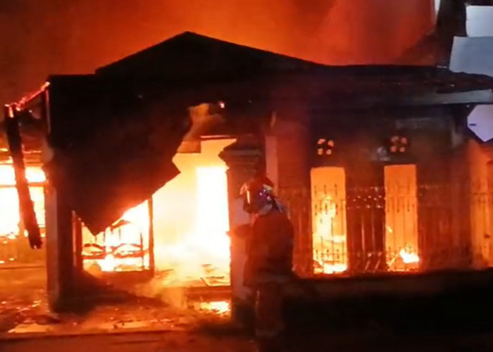 1 Orang Alami Luka Bakar, Akibat Kebakaran Rumah Dekat SMAN 3 Kota Jambi