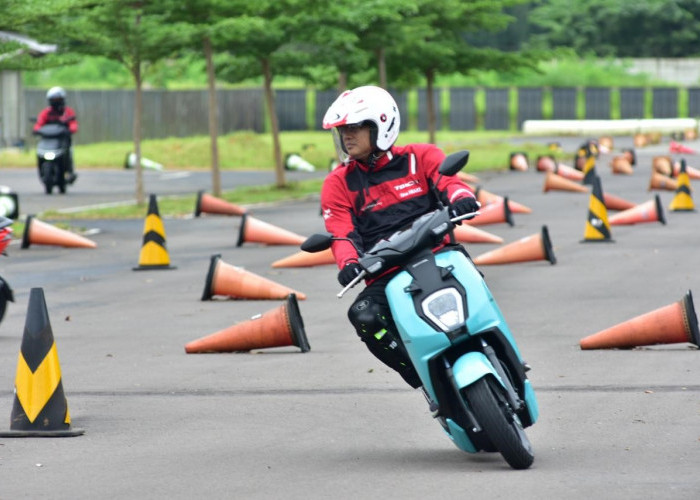 Usung Kualitas Terbaik, AHM Umumkan Harga Honda ICON e: dan Honda CUV e: