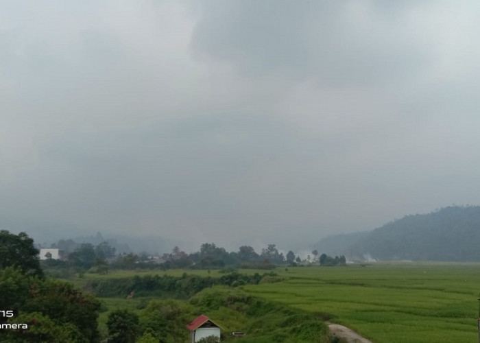 Kabut Asap di Kerinci dan Sungai Penuh Makin Pekat, Siswa TK, SD dan SMP Belum Diliburkan, Orangtua Cemas