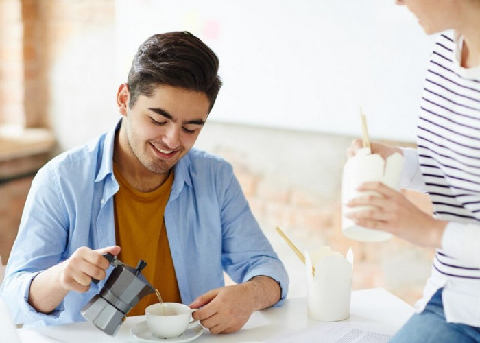 Jangan Abaikan! Minum Kopi atau Teh Bisa Menurunkan Risiko Kanker Kepala dan Leher