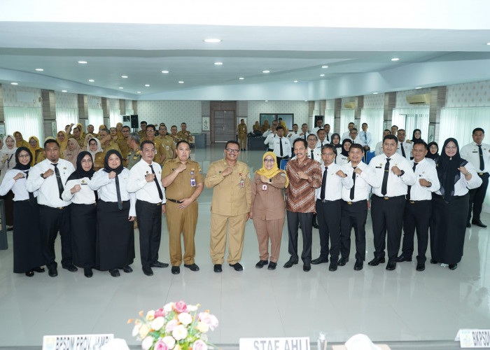 Tutup Diklat PKA Dilingkungan Pemkot Jambi, Staf Ahli Moncar: ‘Pejabat Jangan Berhenti Meng-upgrade Diri'