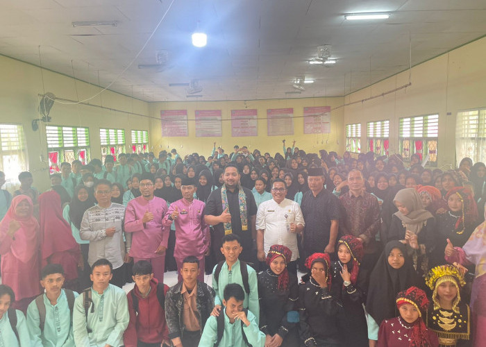 Kunjungi Sekolah di Merangin, Anggota DPRD Provinsi Jambi Pinto Serap Aspirasi Siswa