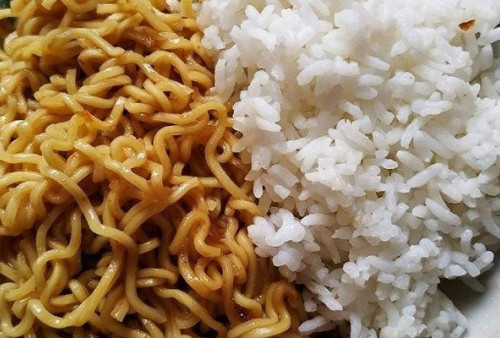 Sering Makan Mie Instan Pakai Nasi? Hati-Hati, Ini Dampaknya