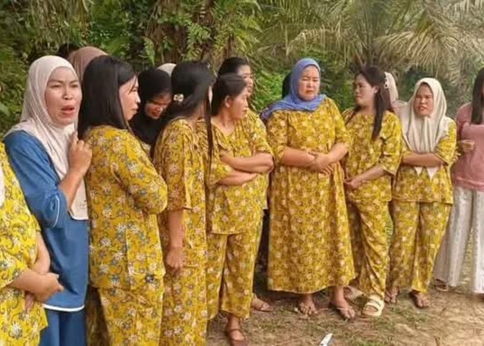 Wuih! Emak-Emak Nekat Hadang Polisi saat Razia PETI di Tebo, Tolak Penertiban dengan Alasan Perut