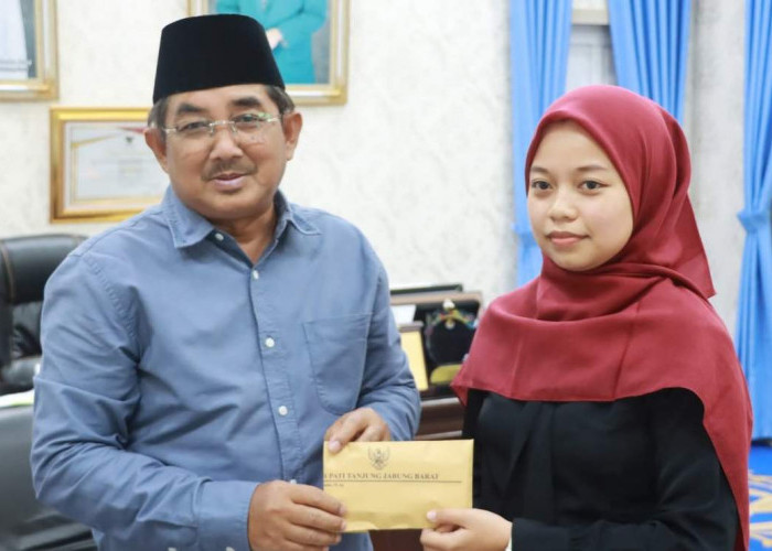 Bangga! Anwar Sadat Apresiasi Nurazlina, Pemuda Berprestasi yang Terpilih Ikuti Program Internasional di Tiong