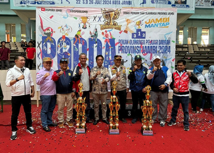 Pj Wali Kota Apresiasi Pelajar Kota Jambi Pertahankan Juara Umum POPDA