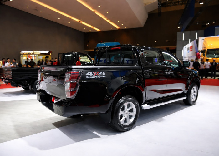 Isuzu D-Max Rodeo 2026 Meluncur di GIICOMVEC, Fitur Off-Road Lengkap Siap untuk Tambang & Perkebunan