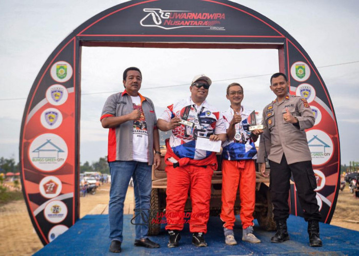 Ketua IMI Jambi Guntur Muchtar Juara 3 Kelas J2 Kejurnas Sprint Rally Putaran 4