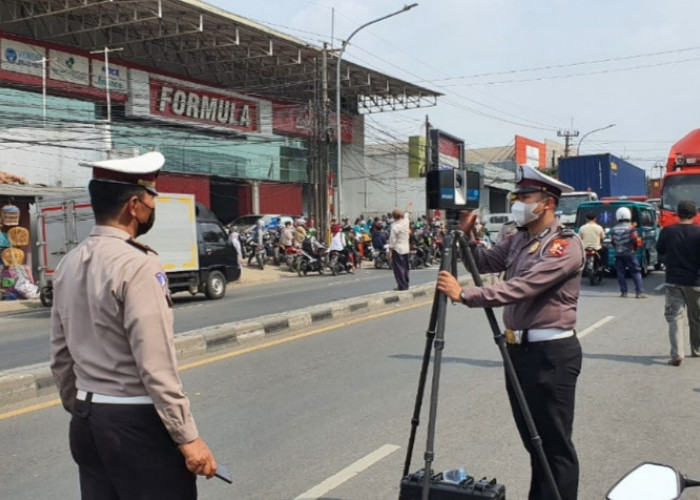 Polisi Pakai Alat 3D Laser Scanner, Olah TKP Kecelakaan Maut di Bekasi
