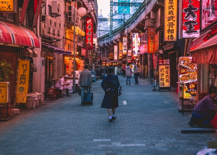 Ekonomi Jepang Alami Kontraksi Terbesar dalam Delapan Bulan: Apa Penyebabnya?