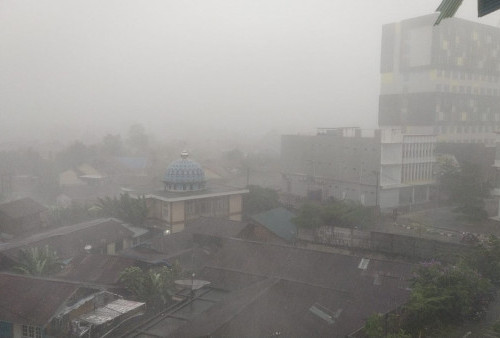 Hati-hati, Hujan Deras dan Angin Kencang di Kota Jambi, Ini Prediksi BMKG 