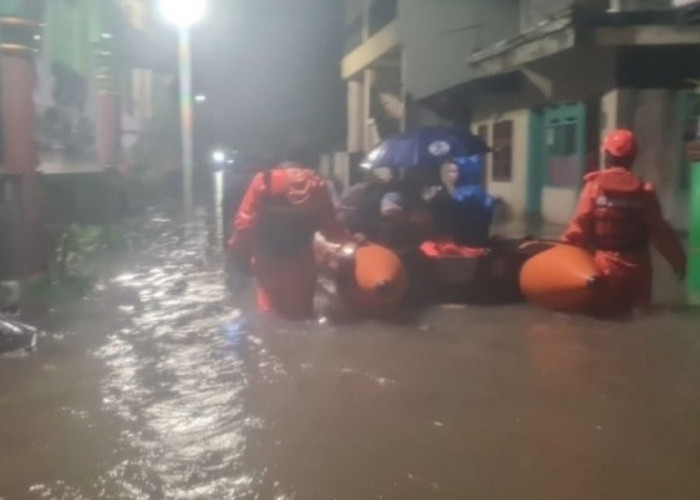 Sebagian Jakarta Banjir, Lebih 2.000 Warga Mengungsi, Ini Daftar Lokasi Pengungsian