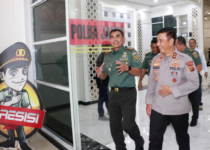 Perkuat Sinergitas TNI-Polri, Danrem 042/Gapu Kolonel Inf Rahmat Kunjungi Polda Jambi
