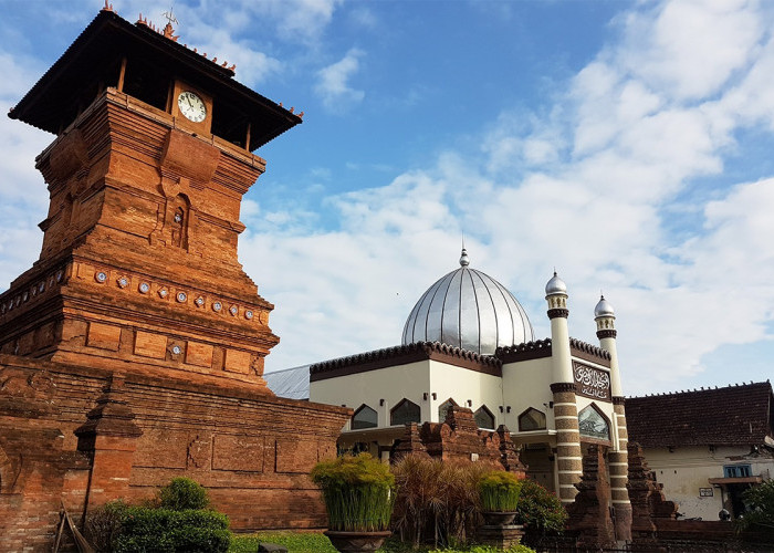 Wisata Religi di Bulan Ramadan, Mencari Ketenangan Batin
