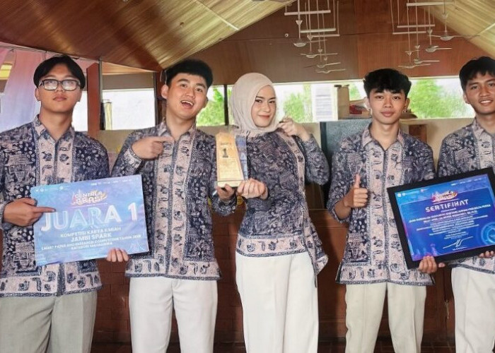 Keren! Tim Sumber AI UNJA Racik Panduan AI Gratis untuk UMKM Jambi Hingga Sabet Juara 1 Jambi Spark