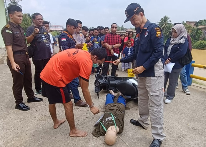 Rekonstruksi Kasus Mayat Tanpa Kepala di Bungo, Tersangka Peragakan 43 Adegan