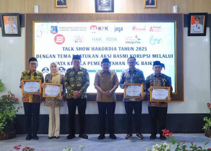 Inspektorat Kabupaten Tanjab Barat Beri Penghargaan Kinerja Anti Korupsi