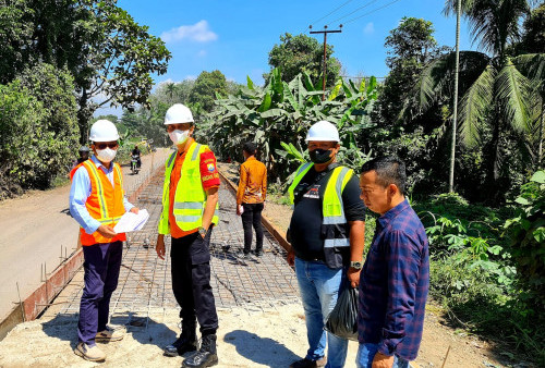 Minta Perhatikan Kualitas Pekerjaan Jalan, Ini yang Dikatakan Pj Bupati Muarojambi Bachyuni