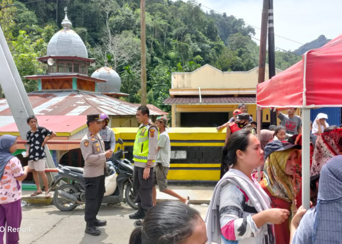 12 Jam Jalan Kerinci-Bangko Lumpuh, Warga Muara Emat Buka Blokir Setelah Sekda Turun ke Lokasi