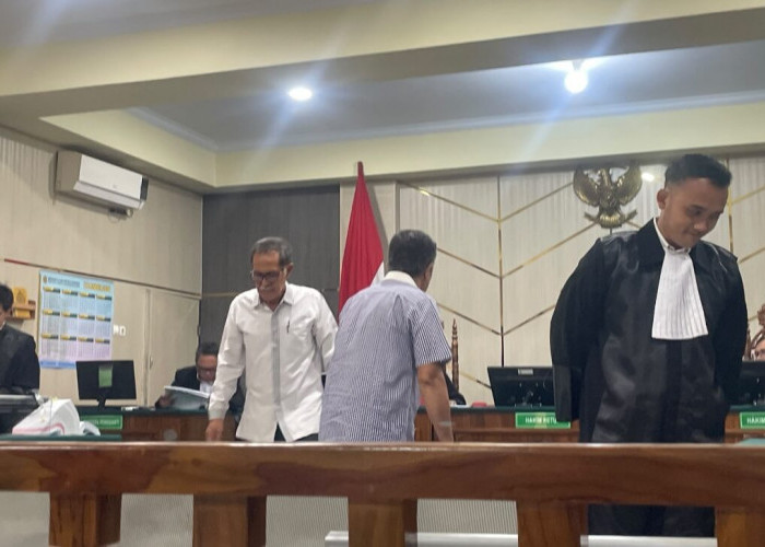 Sidang Korupsi PDAM Tirta Pengabuan,  Mantan Sekda Tanjab Barat Hadir sebagai  Saksi, Mengaku Banyak Tak Tahu