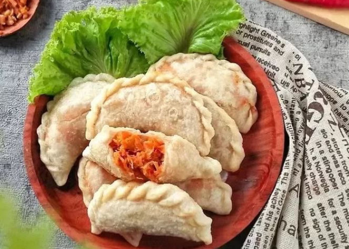 Bukan Cuma Ayam Suwir, Ini 5 Isian Cireng yang Bikin Jajanan Acinya Makin Nagih