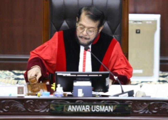 Anwar Usman Dipecat Dengan Tidak Hormat dari Ketua MK, Gibran Tetap Maju Jadi Cawapres Prabowo Subianto