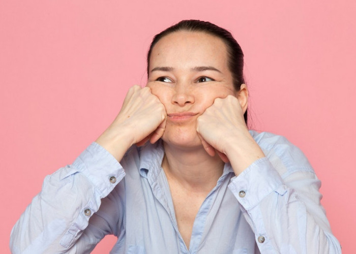 B ERL Very Berry Acne Spot Treatment, Perawatan Jerawat Langsung di Titik Masalah