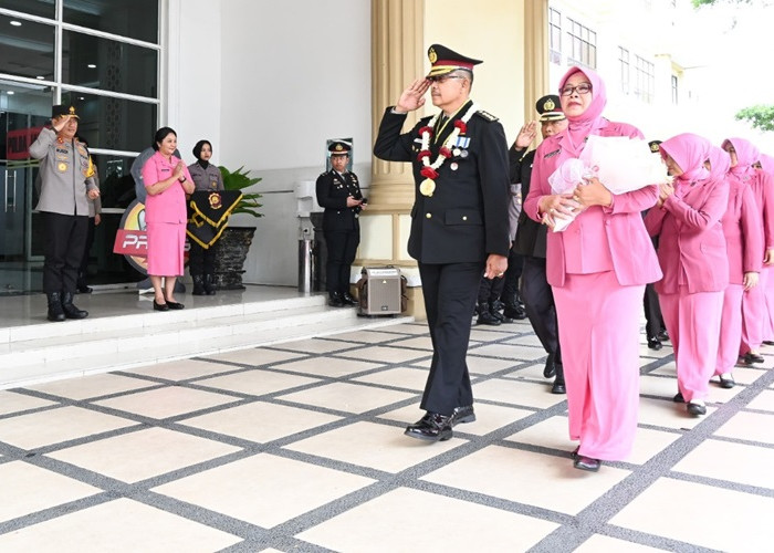 Wisuda Purna Bhakti, Kapolda Jambi: Kami akan Melihat Teladan dari Para Senior