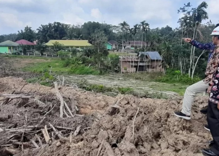 Cek Lokasi Pembangunan Jalan Tol Jambi-Betung, Ketua DPRD Provinsi Jambi: Memastikan Instruksi Presiden Jokowi