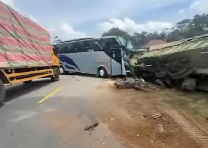Kecelakaan Bus RAPI, Truk Fuso, dan Mobil Carry di Sekernan, Kabupaten Muaro Jambi, Ini Penjelasan Polisi