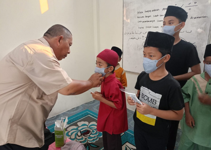 Kualitas Udara Memburuk, APHI Komda Jambi Bergerak Bagikan 6.000 Masker Khusus Anak