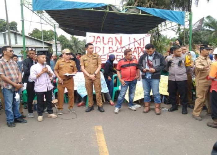 Ketua DPRD Provinsi Jambi Edi Purwanto Minta PT Pelindo Bayar Iuran Perbaikan Jalan di Talang Duku